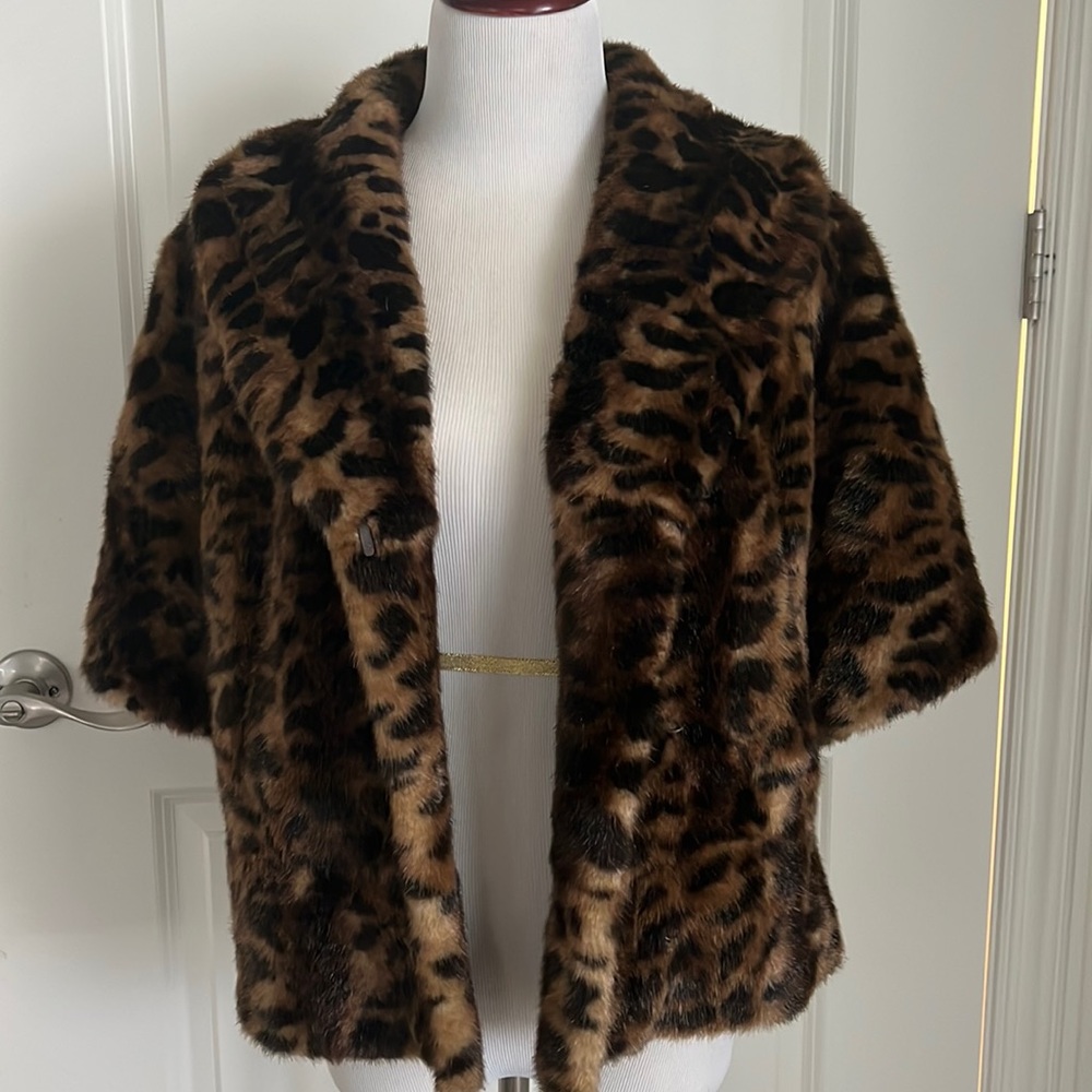 Vintage Calvin Klein Faux fur leopard print jacket